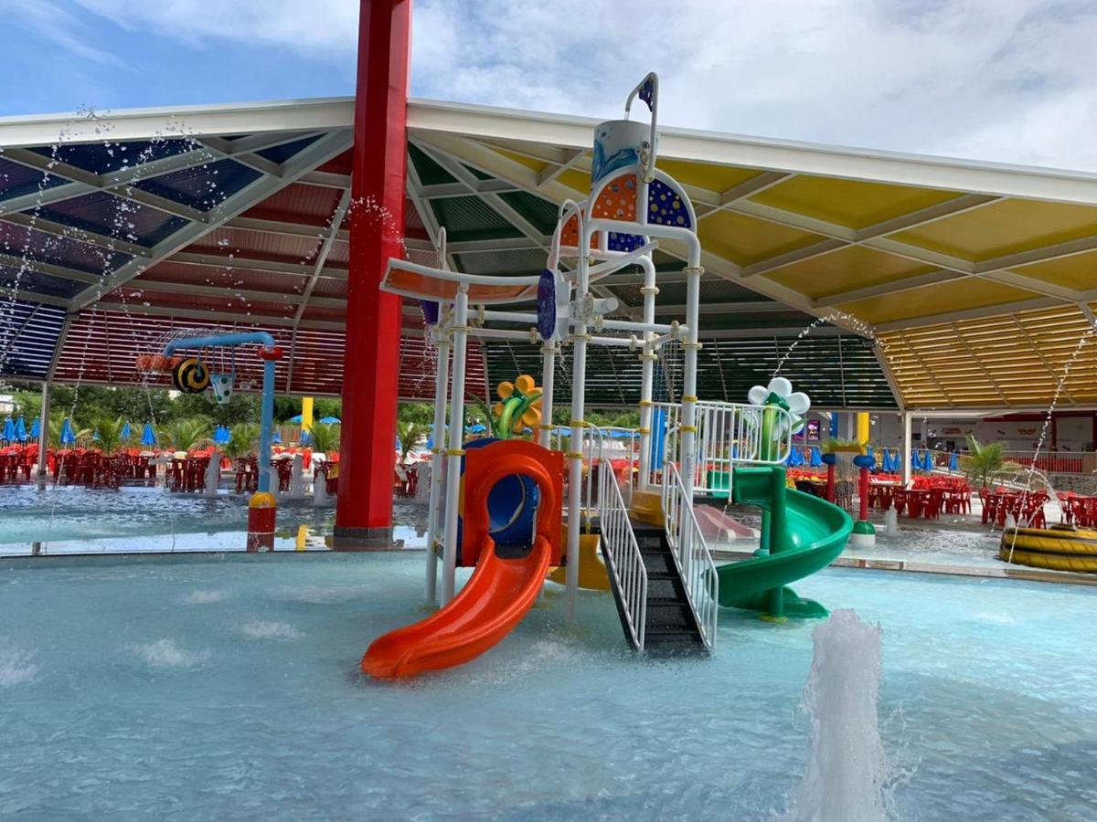 Piazza Splash Acquapark Vacation كلدس نوفاس المظهر الخارجي الصورة